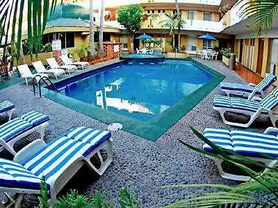 Hotel Azteca Inn Mazatlán